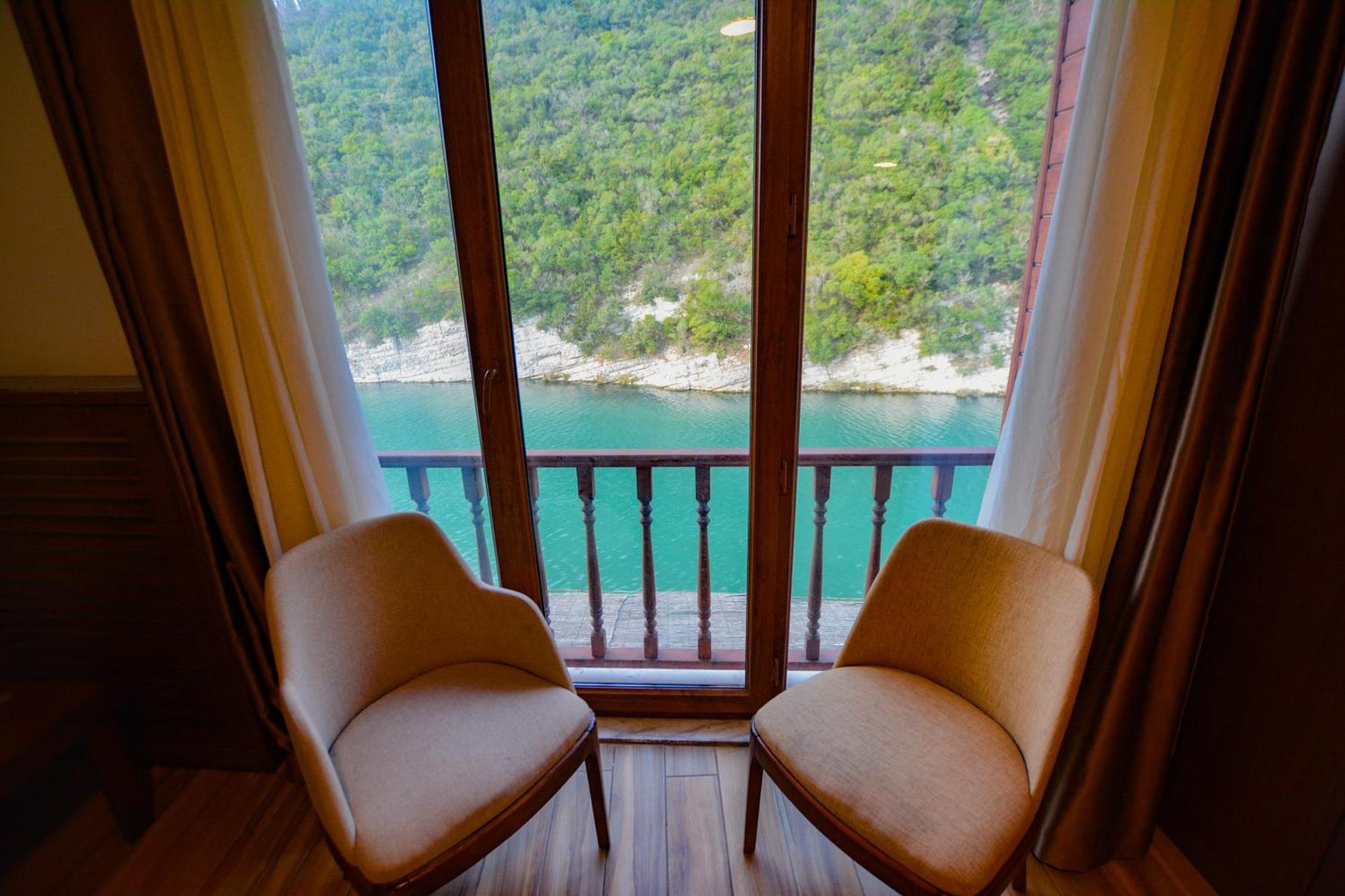 Hill River Hotel Agva  Exterior photo